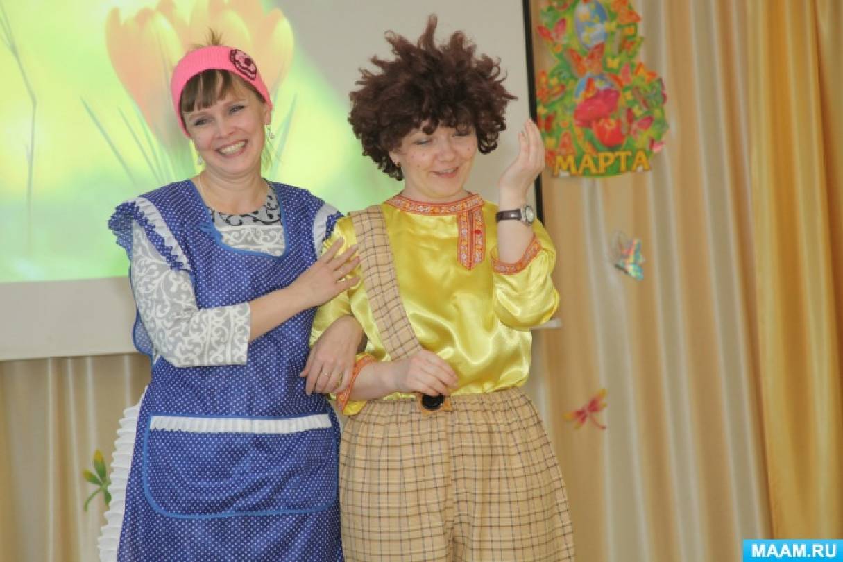 воспитатель в детском садике. карлссон в детском саду утренник. карлсон на утреннике в детском. карлсон на утреннике в детском. карлсон на утреннике в детском.