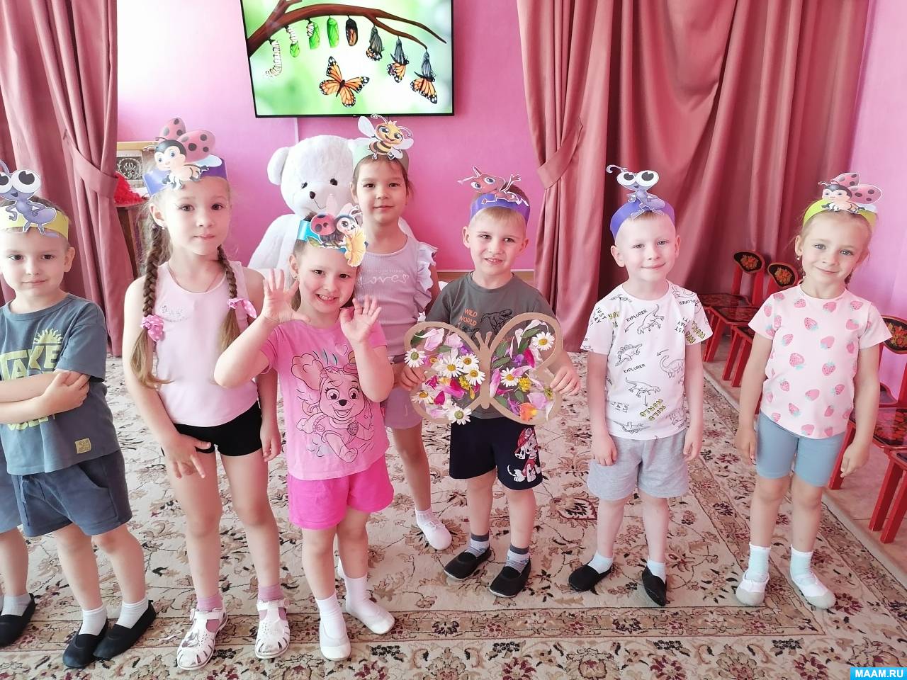 Смотреть фотографию №4 Фото №4 Муравьишки помогли собирать палочки и построили муравейник