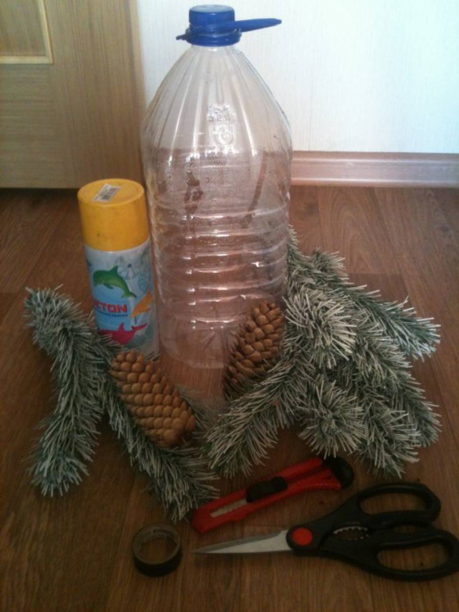 Кормушка для птиц из пластиковой бутылки своими руками. Подробный мастер-класс. | VK