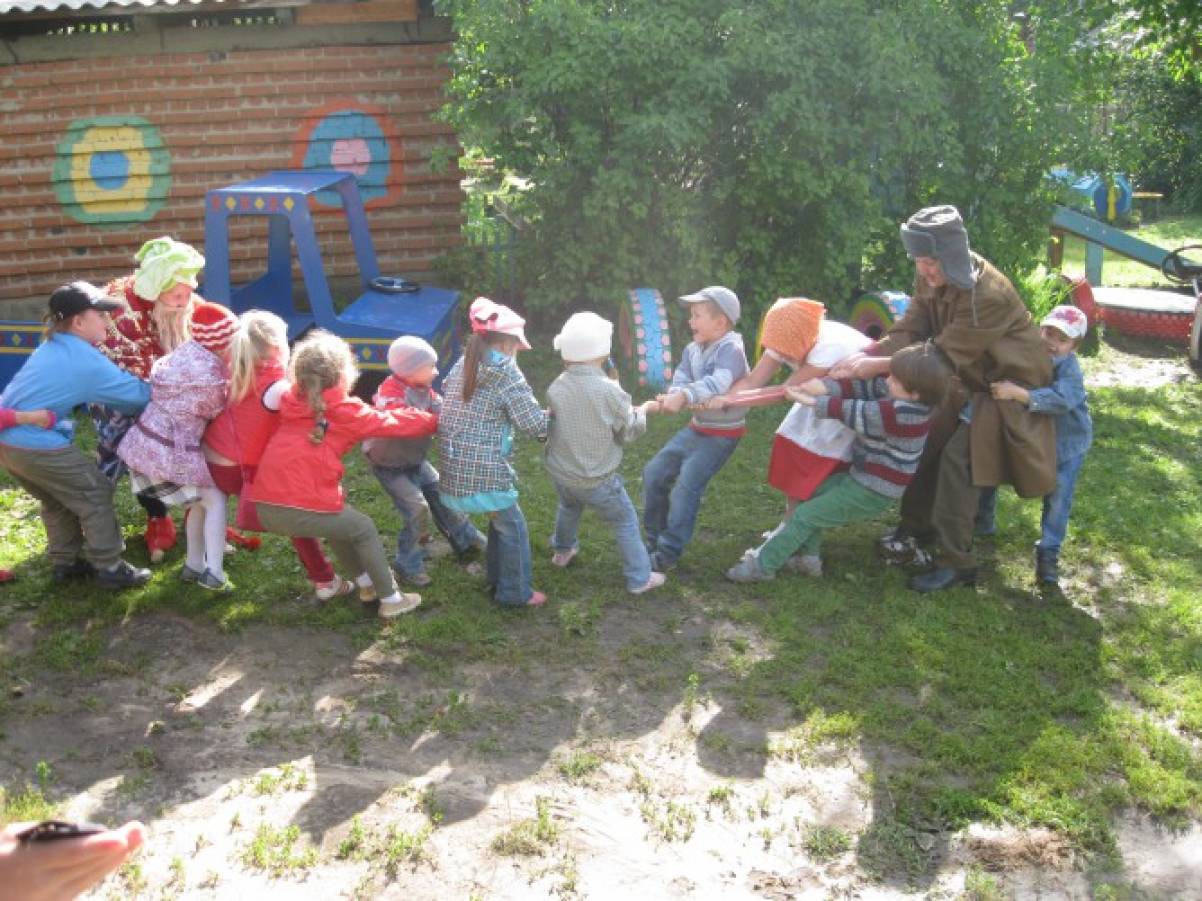 Смотреть фотографию №23 Фото №23 развитие связной диалогической и монологической речи детей в разных видах деятельности на детской площадке обогащение активного словаря