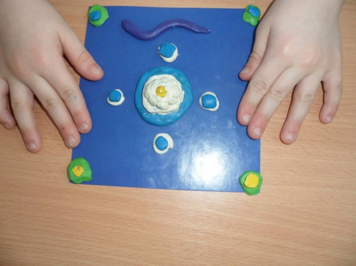 8 марта праздник мам тук тук стучится в двери к нам