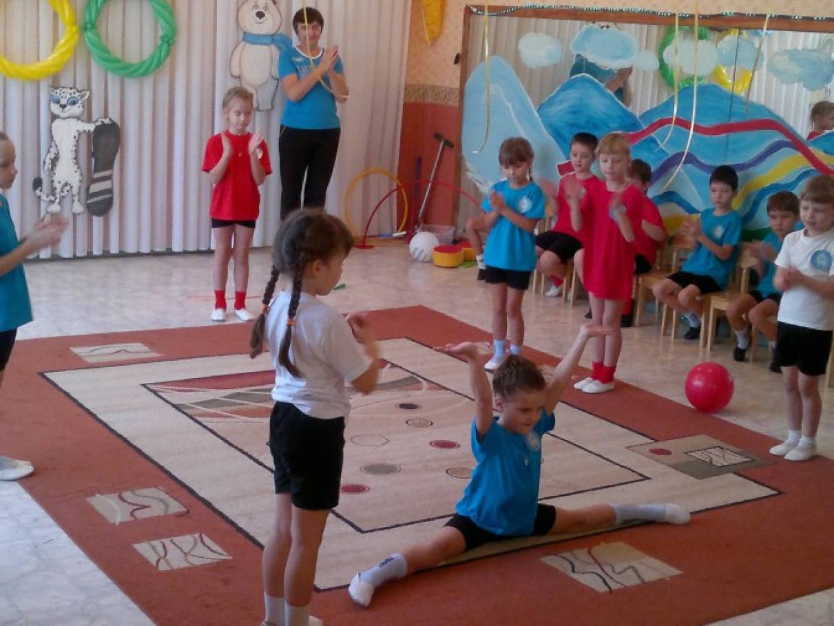 Спортивный праздник в детском саду. Летние спортивные праздники в детском саду. Физкультурный досуг в подготовительной группе. Спортивный праздник для детей подготовительной группы.