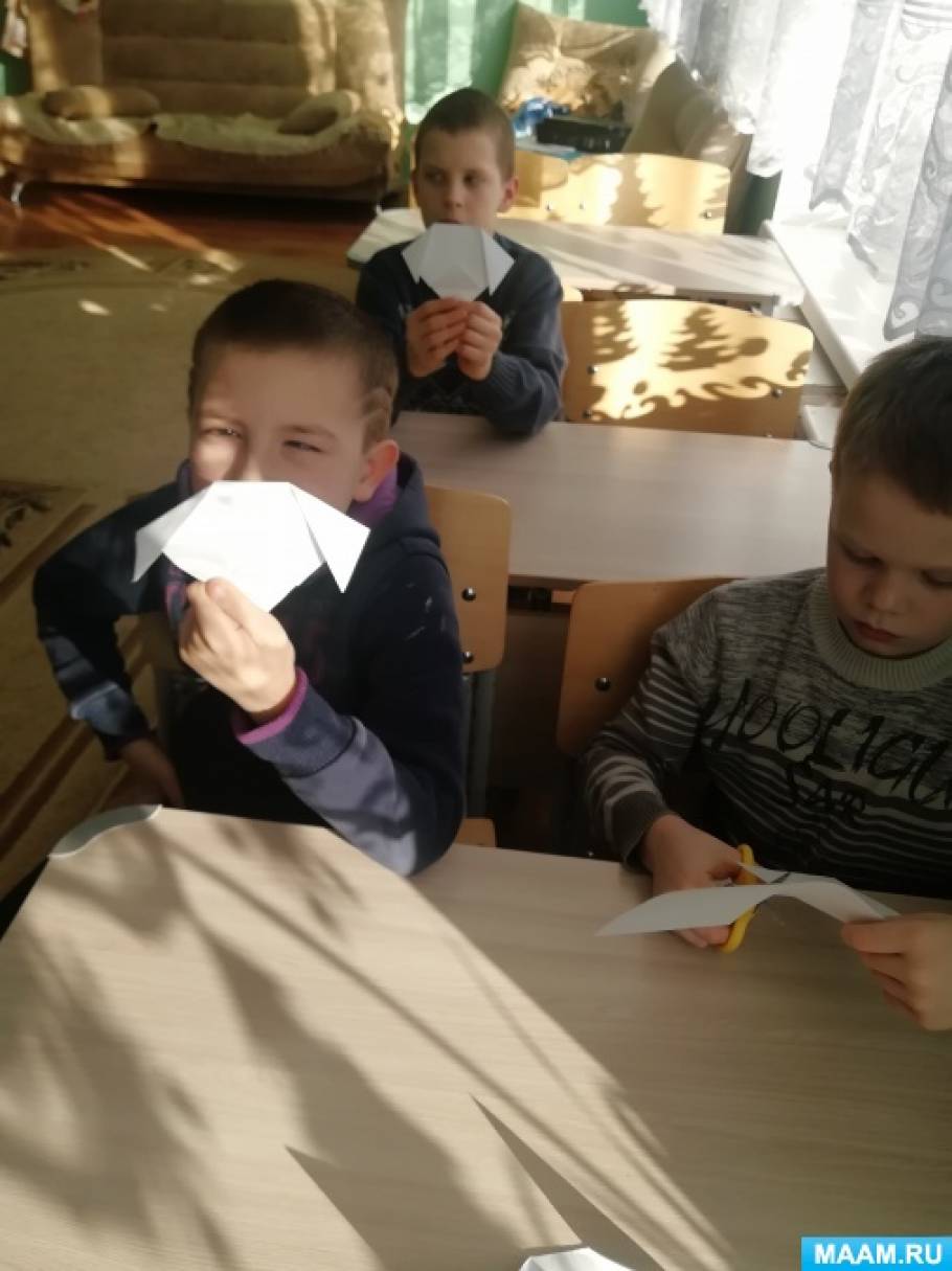 Смотреть фотографию №1 Фото №1 Дорогие друзья доброе время суток Предлагаю вашему вниманию детский мастер класс Собачка в технике оригами
