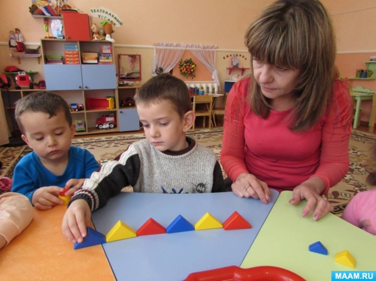 Контрольная работа по теме Использование блоков Дьенеша с целью развития логико-математических представлений у детей