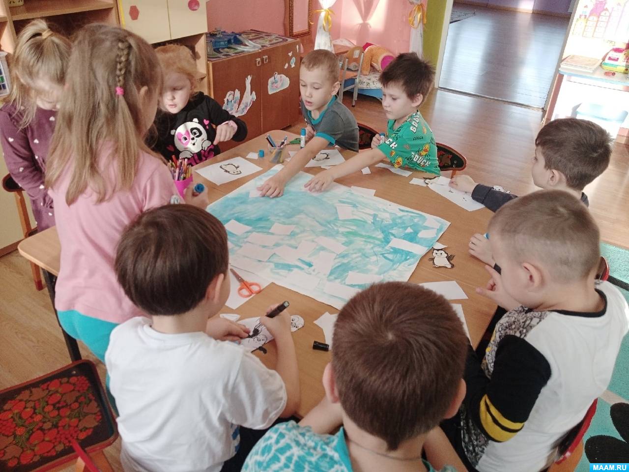 Смотреть фотографию №6 Фото №6 Пока ребята трудились над созданием коллажа я рассказала много много интересных фактов о пингвинах