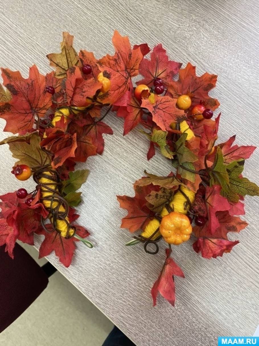 Осенние венки из листьев - 33 Поделки