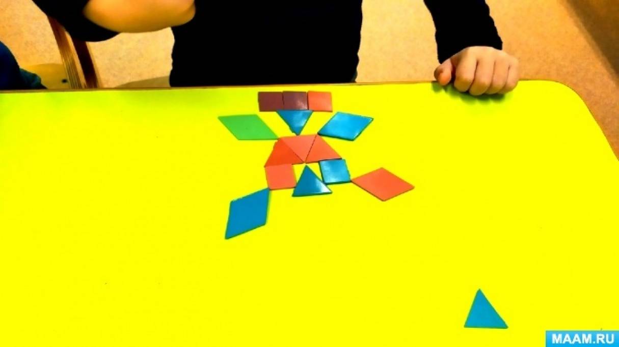 Дидактическая игра «Геометрическая мозаика» для детей 4–6 лет
