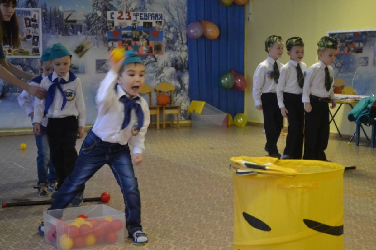 Танец 23 февраля в детском