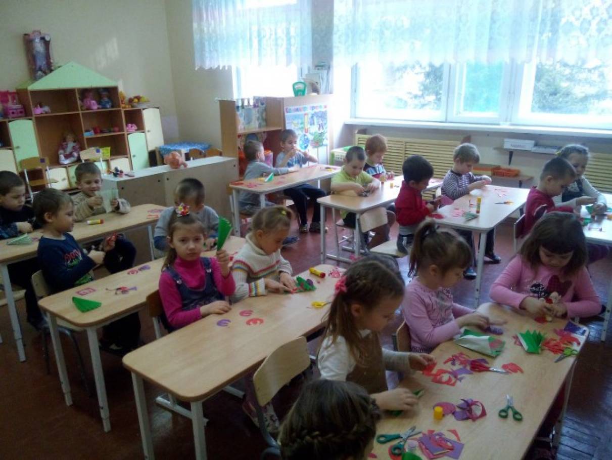 Фото «Букет цветов ко Дню рождения детского сада»
