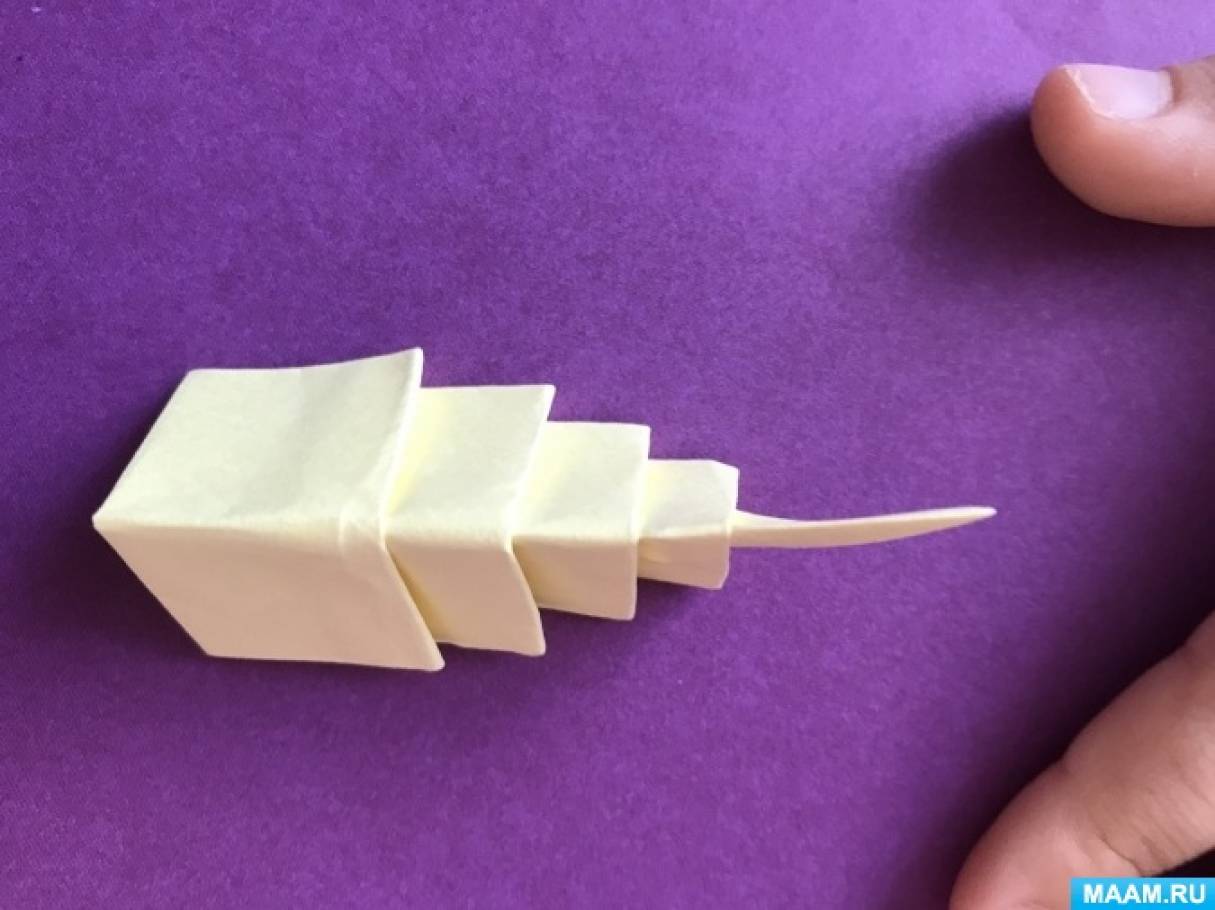 Как сделать гусеницу: пошаговые поделки для детей