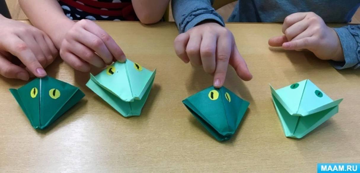 Поделка из бумаги в технике оригами «Крокодил» для детей от 5 лет