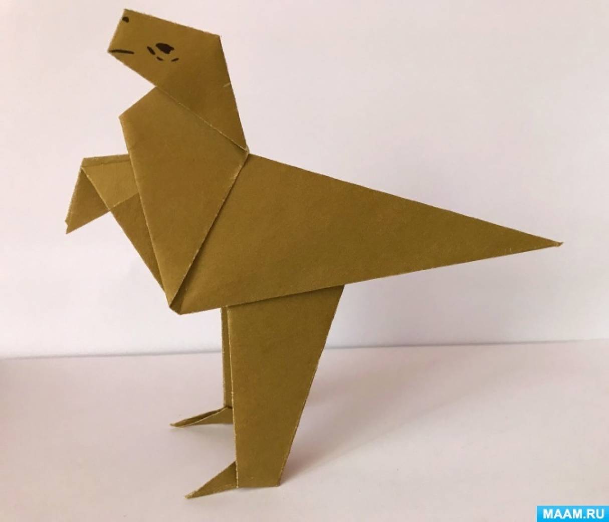Мастер-класс по оригами из бумаги «Динозавр» для детей старшего дошкольного возраста
