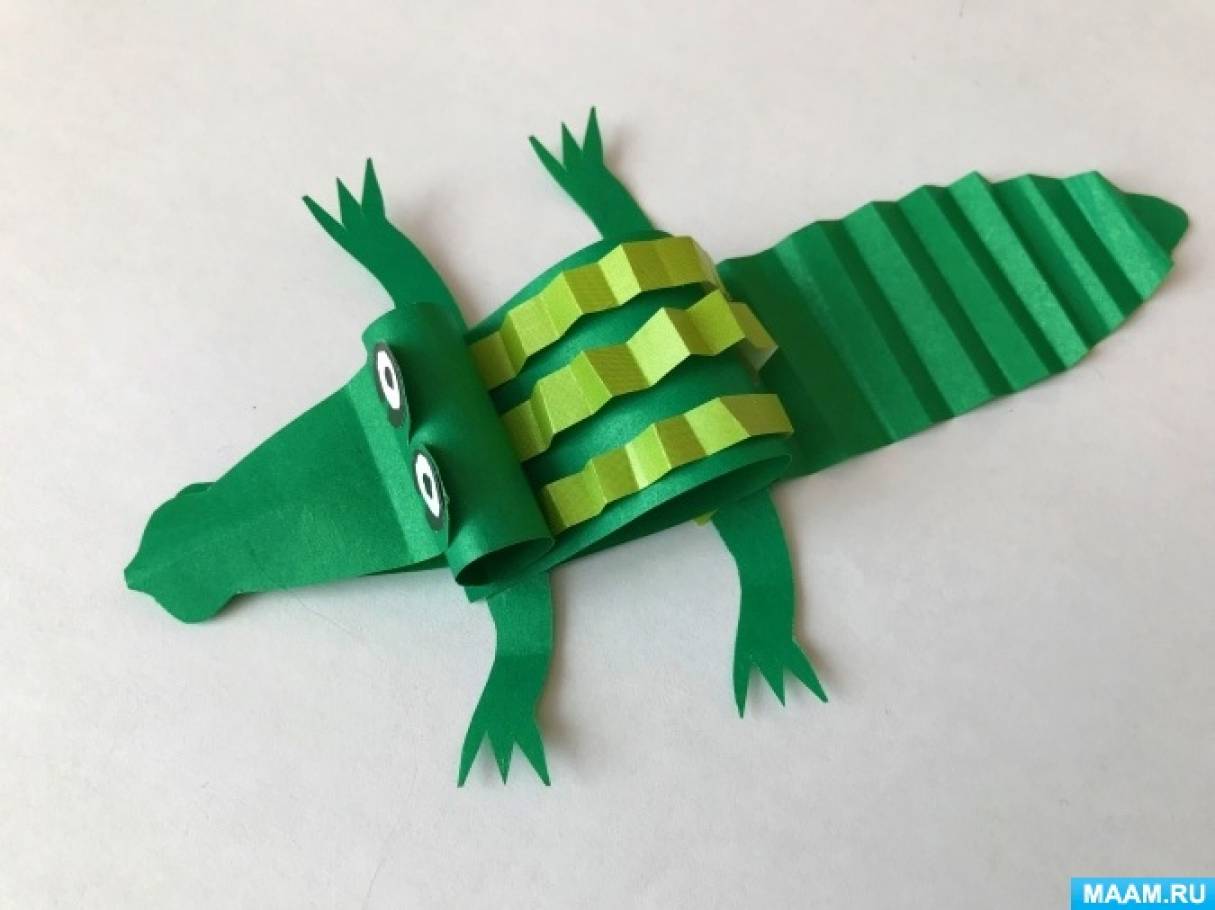 Мастер-класс по конструированию из цветной бумаги «Крокодил» для детей старшего дошкольного возраста