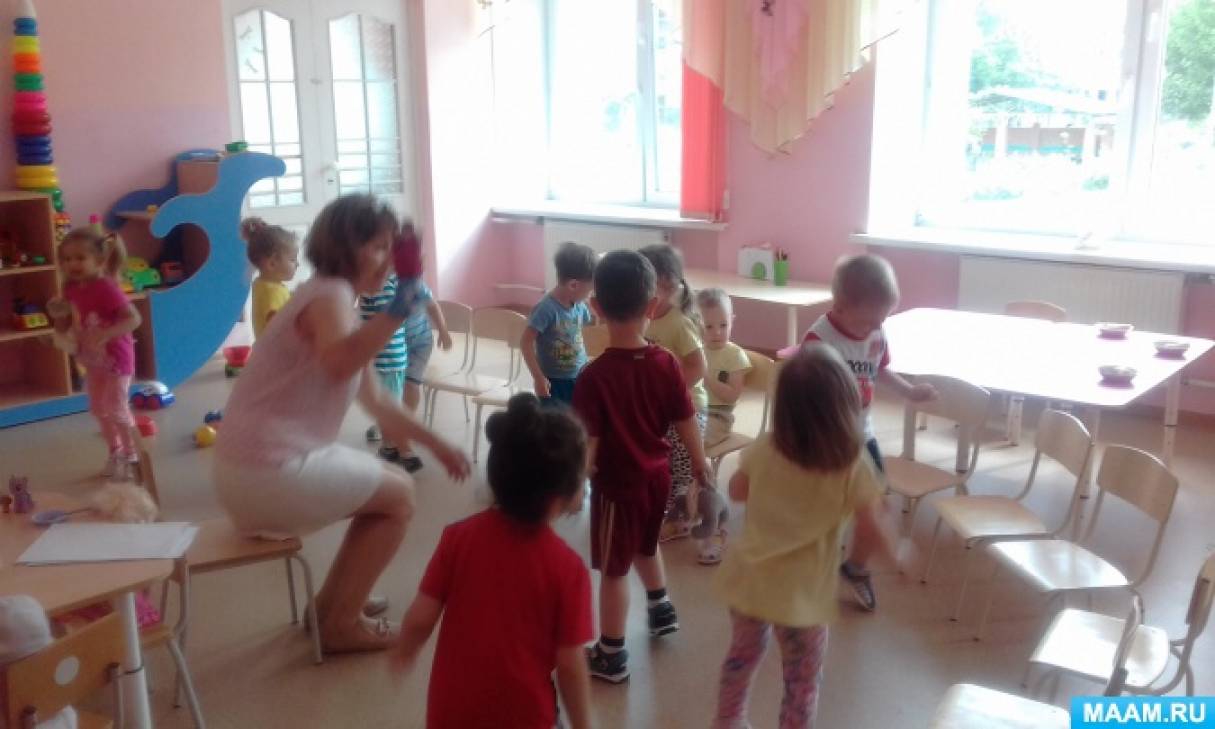 Рисуем в детском саду клубнику. detsad 375988 1531023027. Рисуем в детском саду клубнику фото. Рисуем в детском саду клубнику-detsad 375988 1531023027. картинка Рисуем в детском саду клубнику. картинка detsad 375988 1531023027. Занятия с детьми – отличный способ для совместного времяпрепровождения. Научившись рисовать клубнику, можно использовать ее изображение в более сложных композициях и поделках.