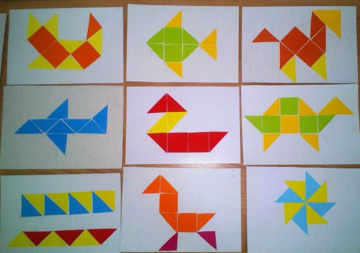 Игра фигуры подготовительная группа. Геометрическая мозаика для детей. Мозаика геометрические фигуры. Мозаика из квадратов и треугольников. Плоскостное конструирование в детском саду.