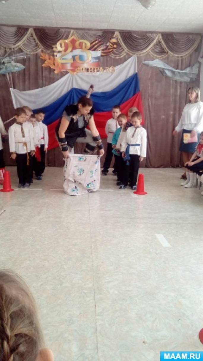 Сценарий праздника к Дню защитника Отечества «Богатырская наша сила» в старшей-подготовительной группе Фото Сценарий праздника к Дню защитника Отечества «Богатырская наша сила» в старшей-подготовительной группе