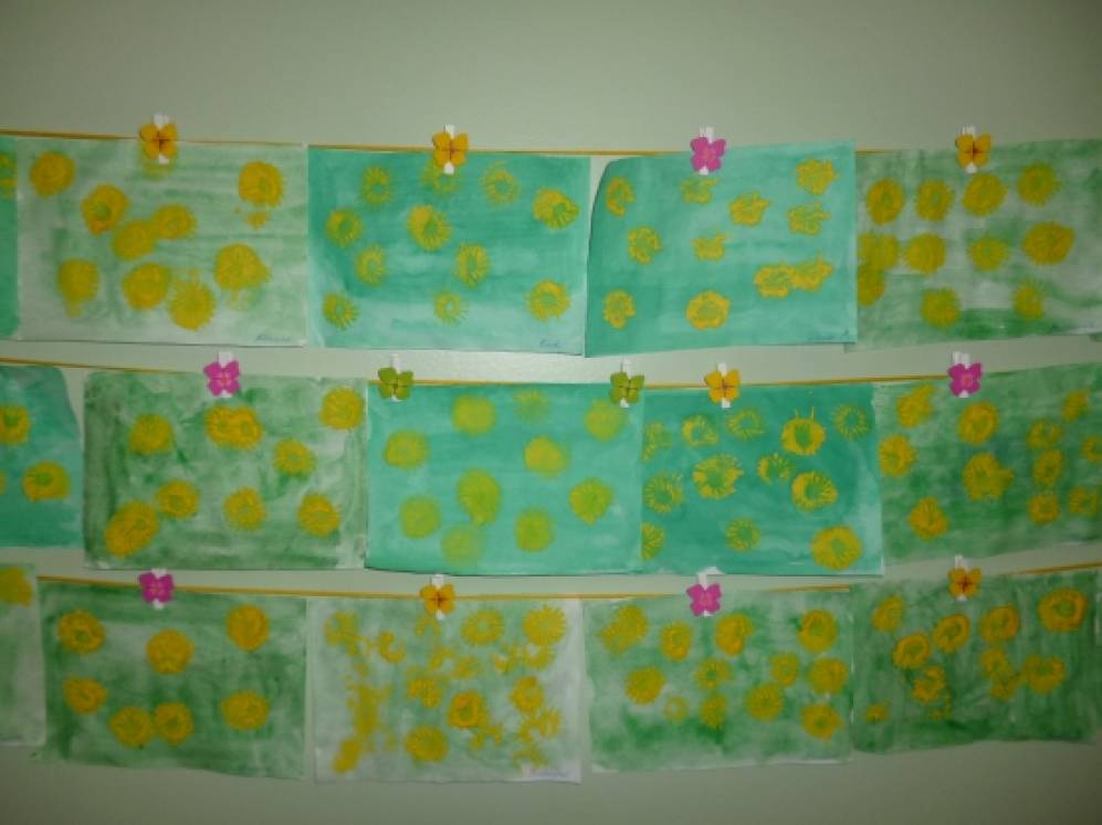 Рисуем в ясельной группе лето