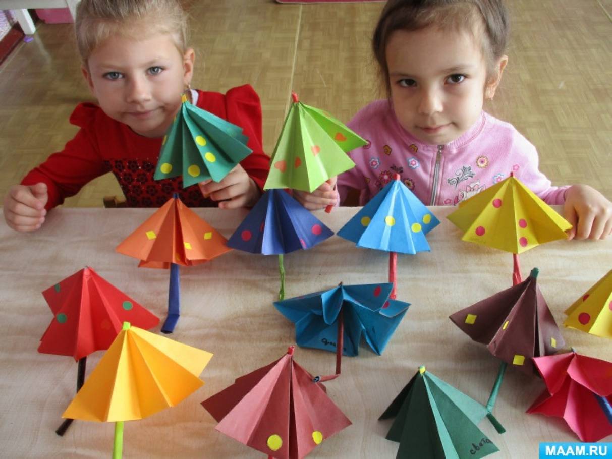 Зонтик младшая группа. Конструирование зонтик. Оригами в подготовительной группе. Конструирование зонтик в старшей группе. Оригами в старшей группе детского сада.