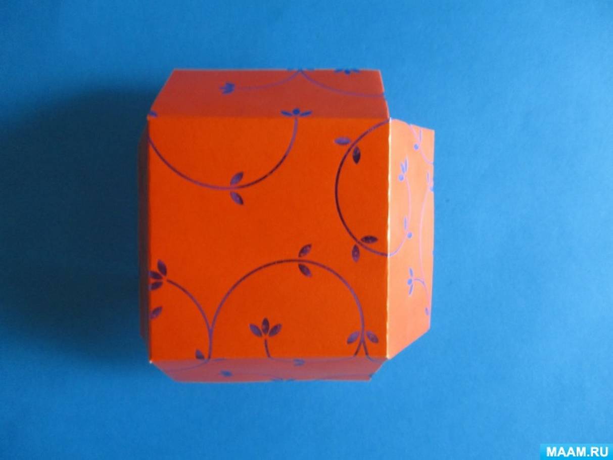 взрывающаяся коробка с сюрпризом