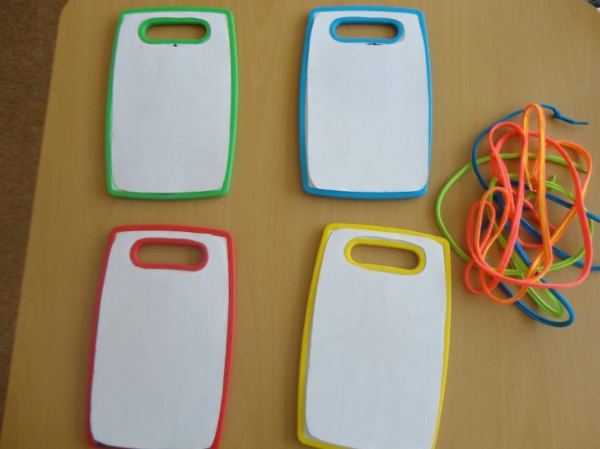 Дидактическая игра «Шнуровка» (5 фото). Воспитателям детских садов ...