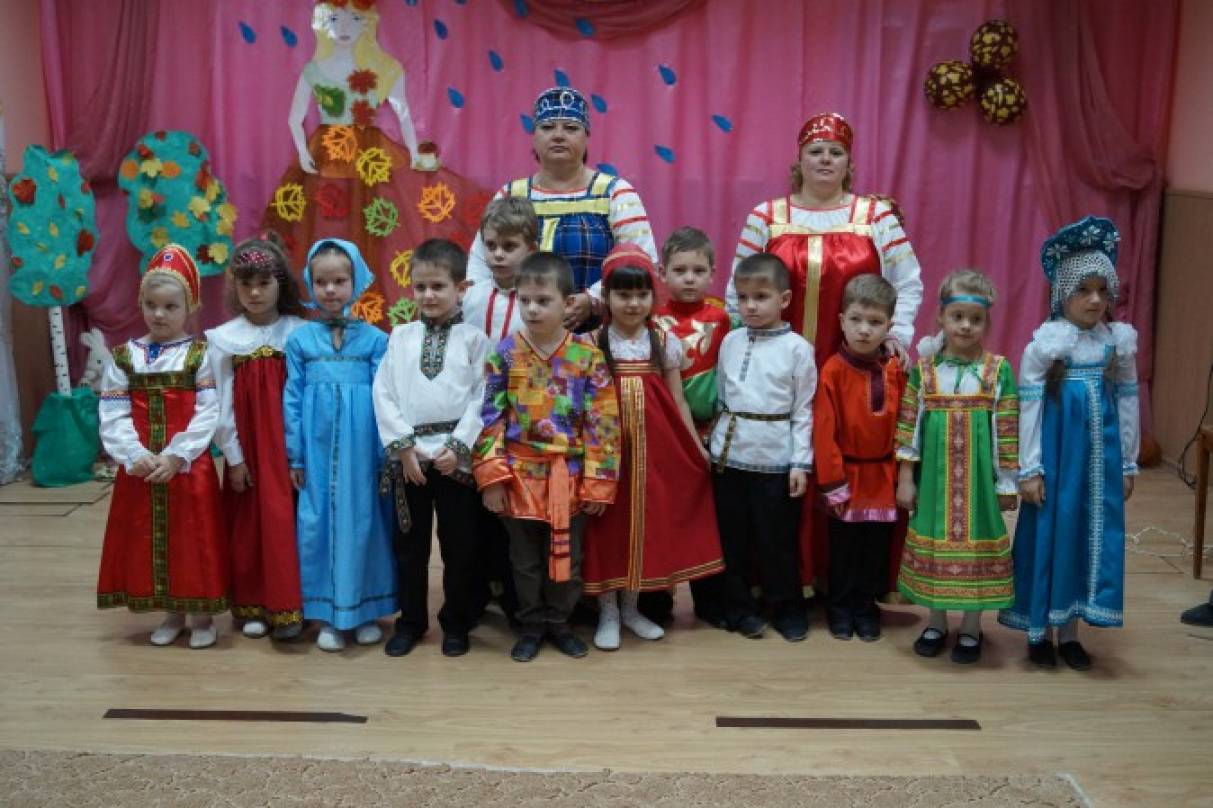 Смотреть фотографию №1 Фото №1 Цели Воспитывать патриотические чувства любовь к Родине родному краю толерантность к людям разных национальностей живущих в нашей стране