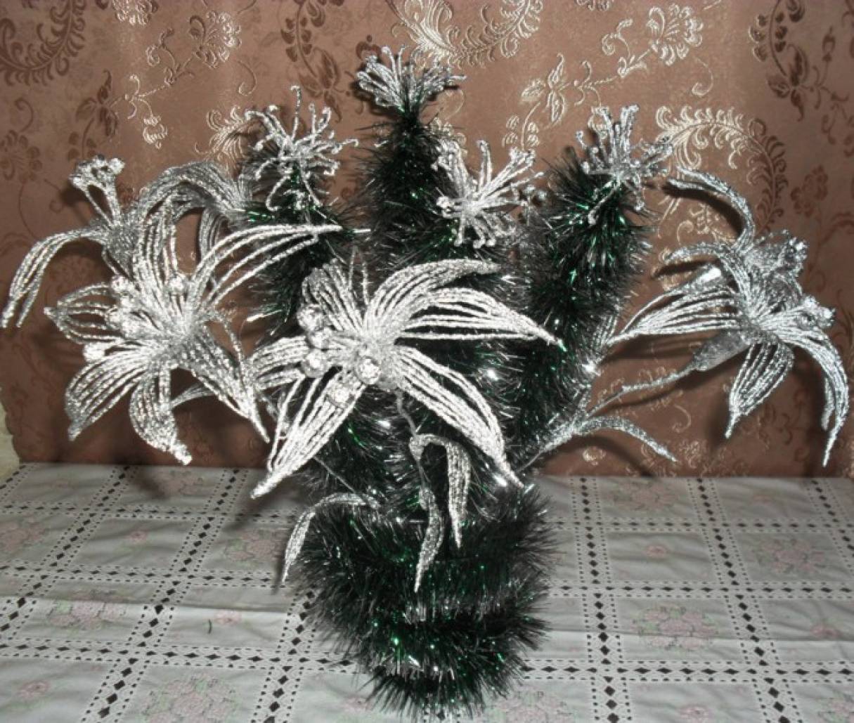 Цветы из фольги