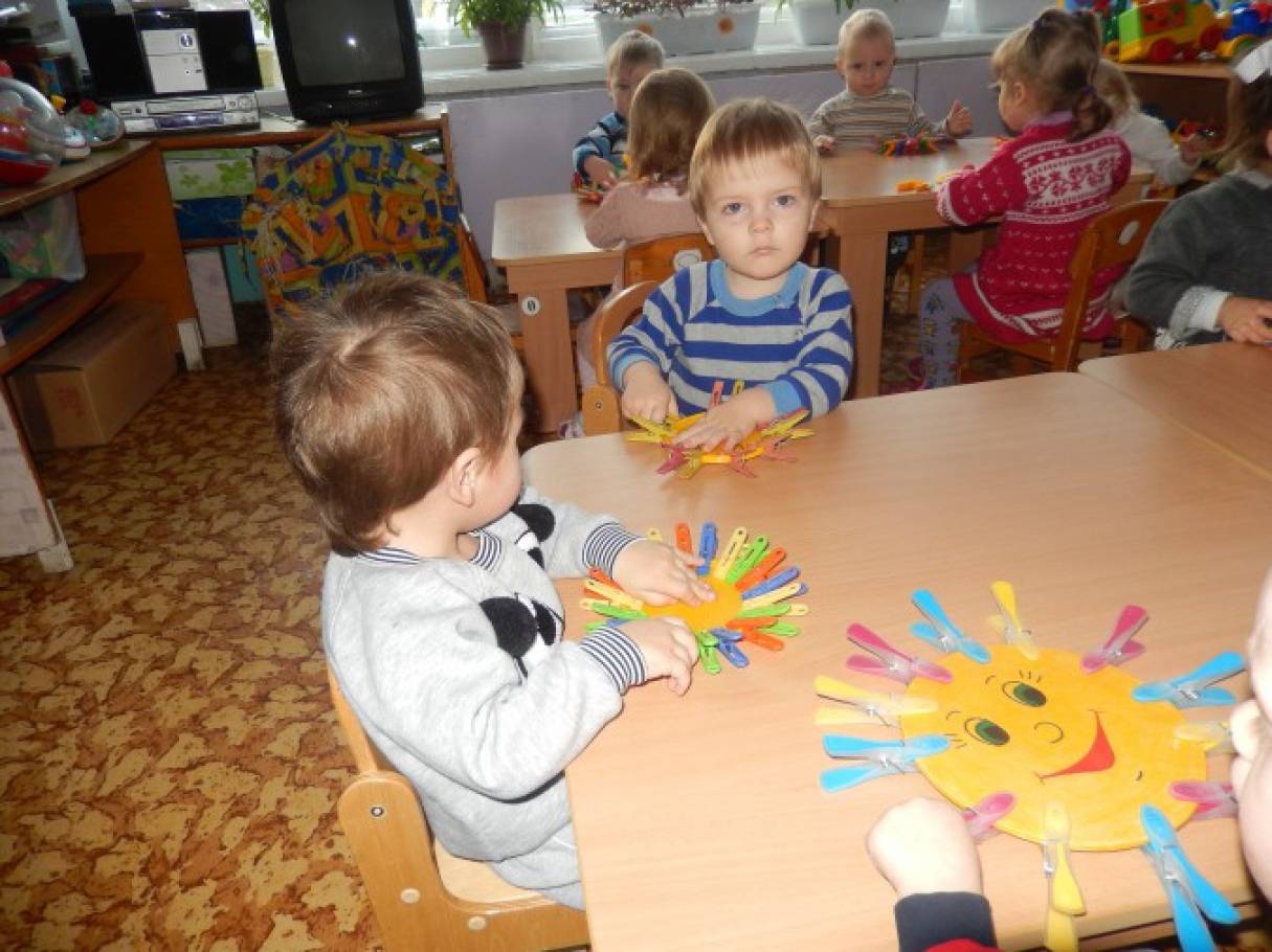 Игры для развития мелкой моторики рук у детей 2–3 лет (3 фото ...