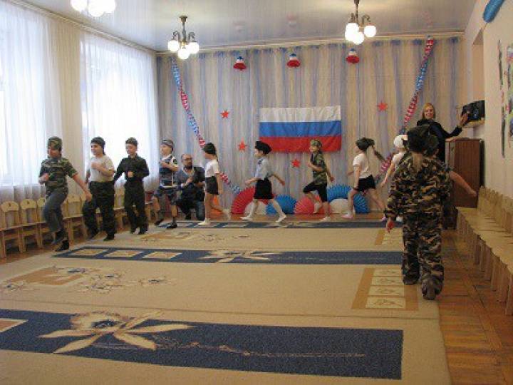 Фотоотчет праздника «Зарница» для подготовительной группы с родителями Фото Фотоотчет праздника «Зарница» для подготовительной группы с родителями