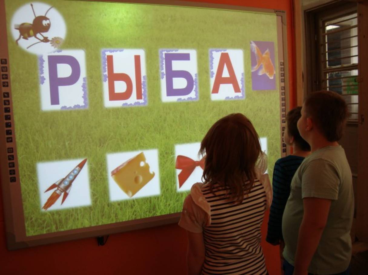 Смотреть фотографию №1 Фото №1 СОЦИАЛЬНО КОММУНИКАТИВНОЕ РАЗВИТИЕ приобщение к элементарным нормам и правилам взаимоотношений со сверстниками и взрослыми