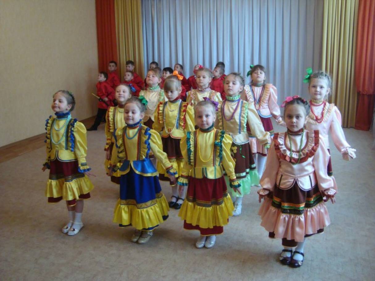 Танец «Ехали казаченьки» Фото Танец «Ехали казаченьки»