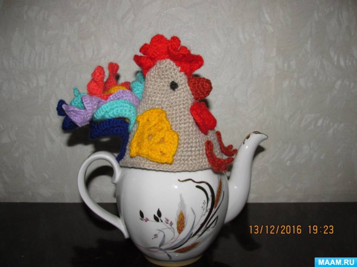 Курица на чайник крючком