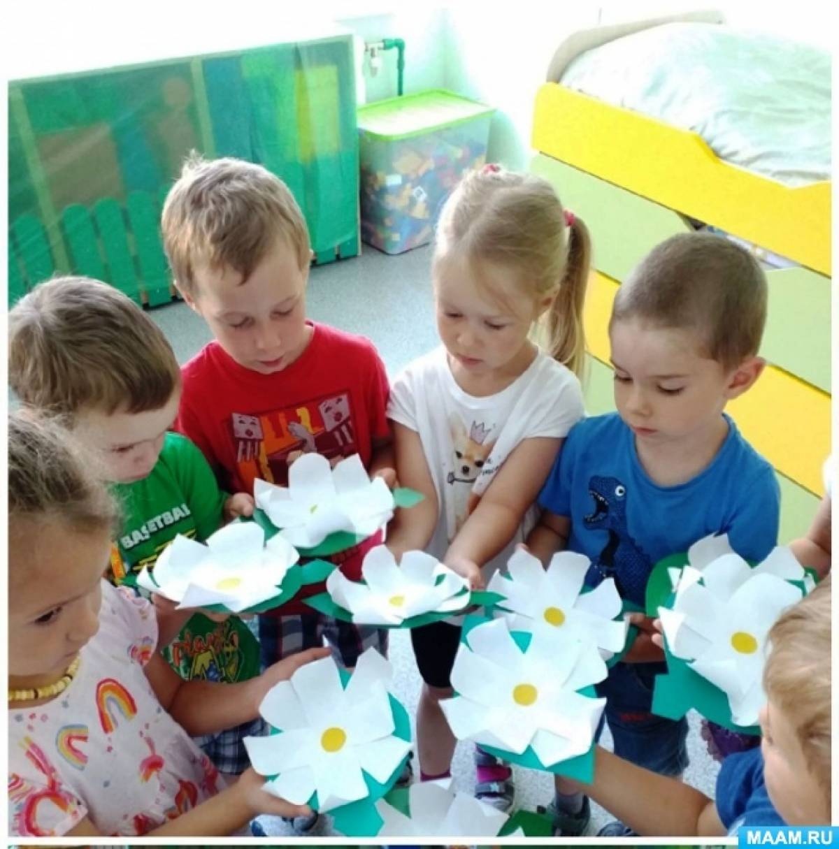Простой день в садике. День цветов в детском саду подготовительная группа. День цветов в детском саду мероприятия. Неделя цветов в детском саду. Праздник цветов в детском саду.