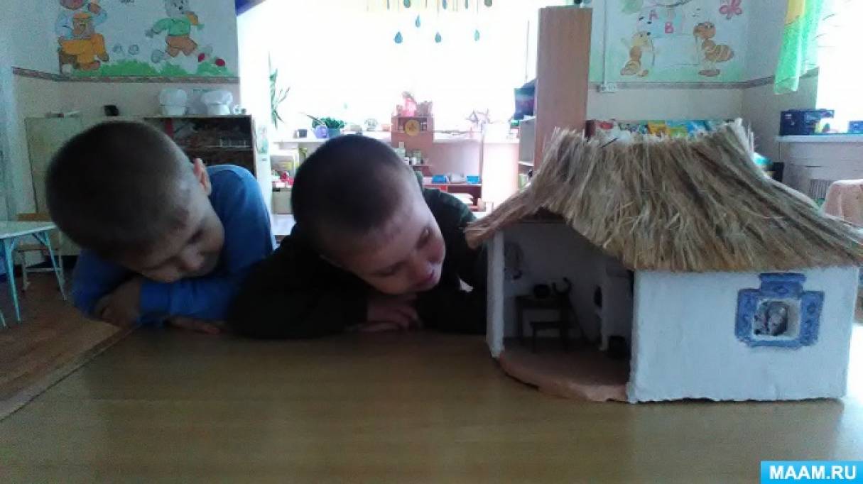 Макет для патриотического уголка «Казачья хата» Фото Макет для патриотического уголка «Казачья хата»