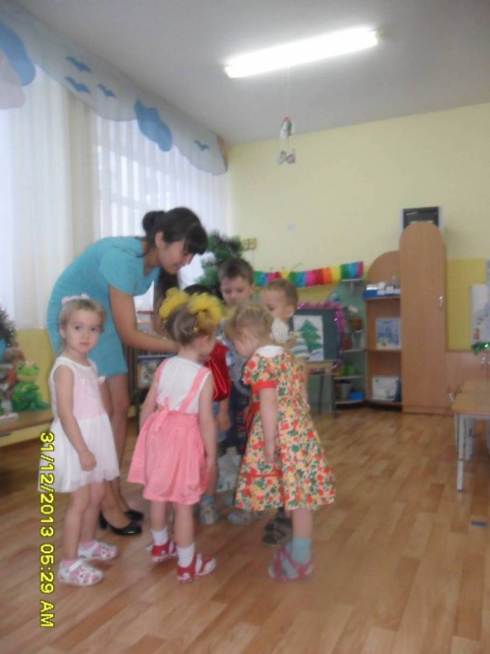 Конспект открытого занятия в младшей группе по рисованию Конспект открытого занятия в младшей группе по рисованию