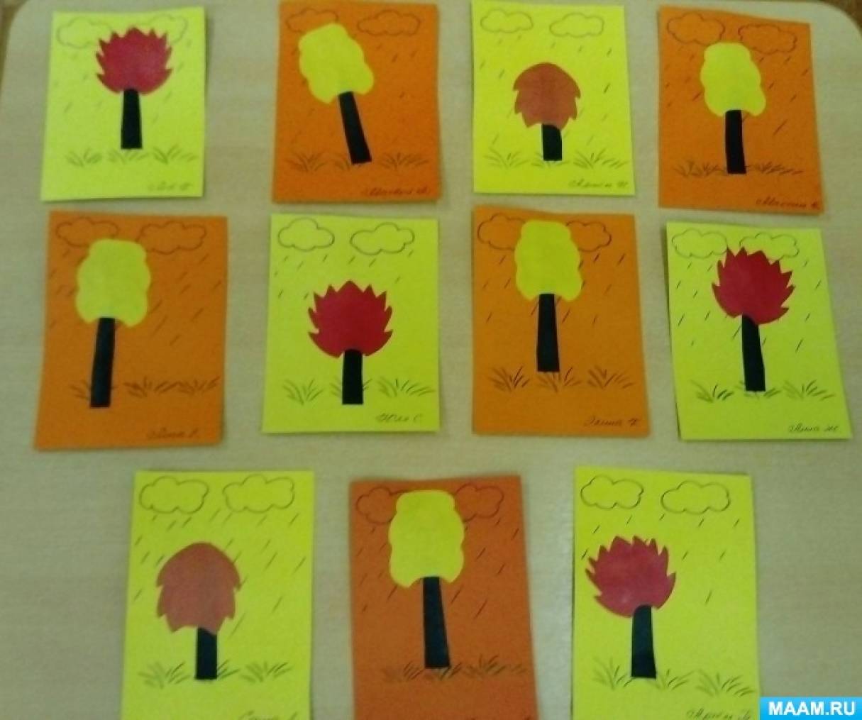 Аппликация «Осенние деревца» первая младшая группа (возраст 2–3 года)