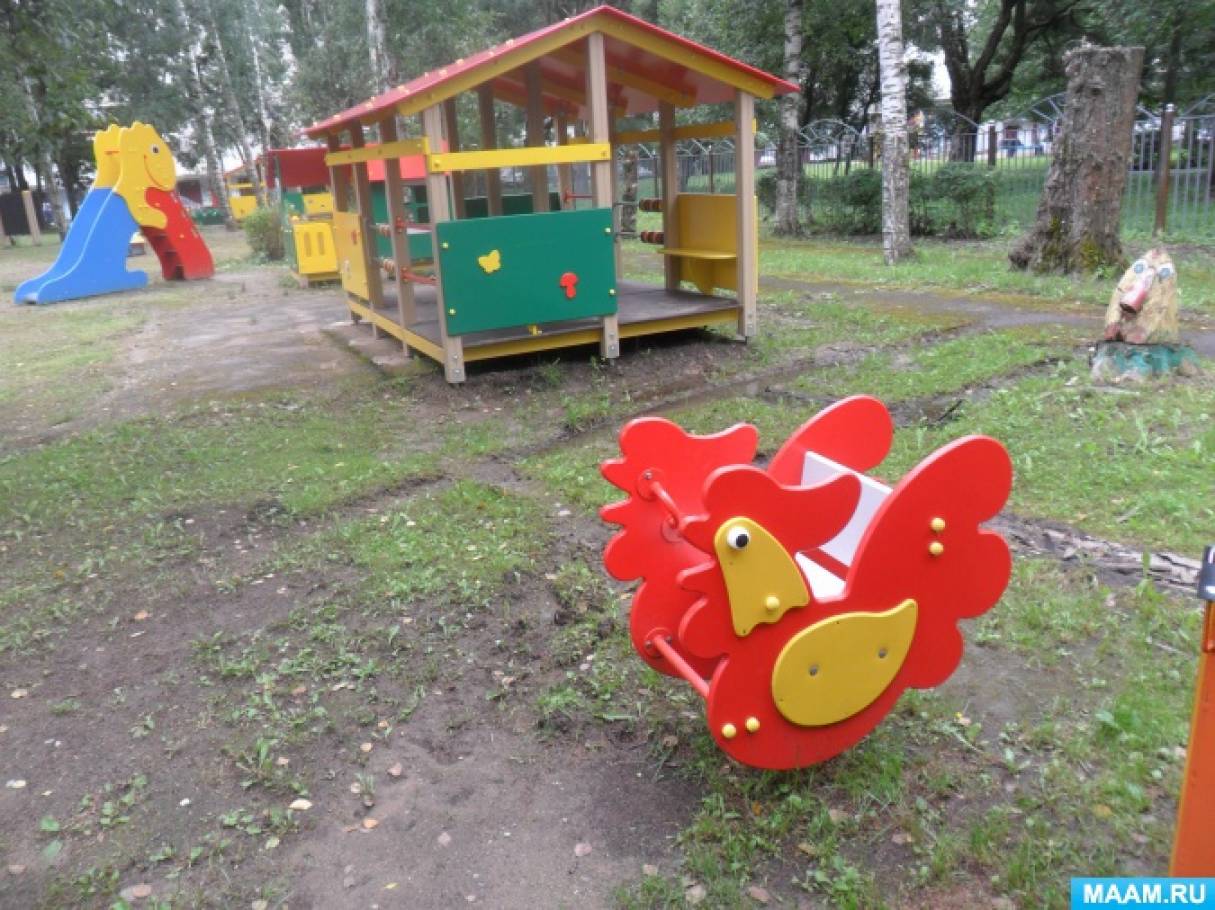 Смотреть фотографию №10 Фото №10 Чуть подальше на лугу пасётся наша кормилица Бурёнка скамейка и Петушок золотой гребешок качалка