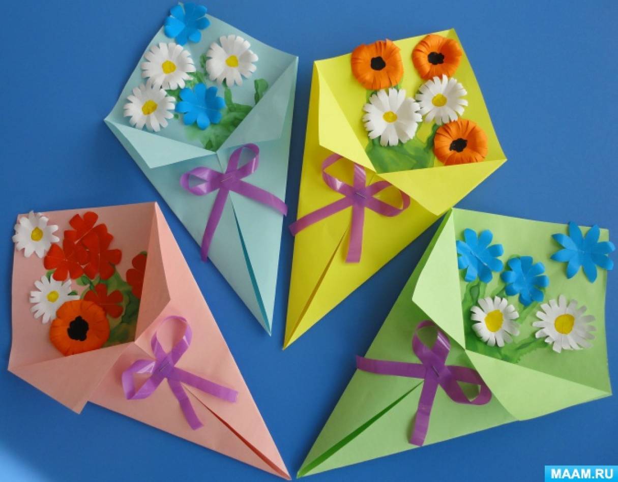 Как сделать цветок из бумаги для украшения подарка к 8 марта или на день всех влюбленных