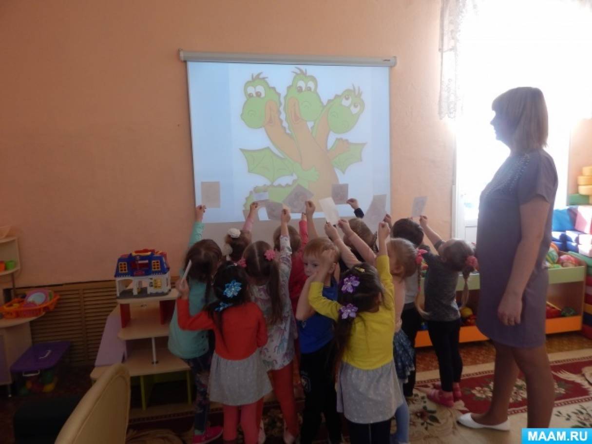 detsad 521668 1576483456 В каких сказках встречается число три и что в них повторяется трижды