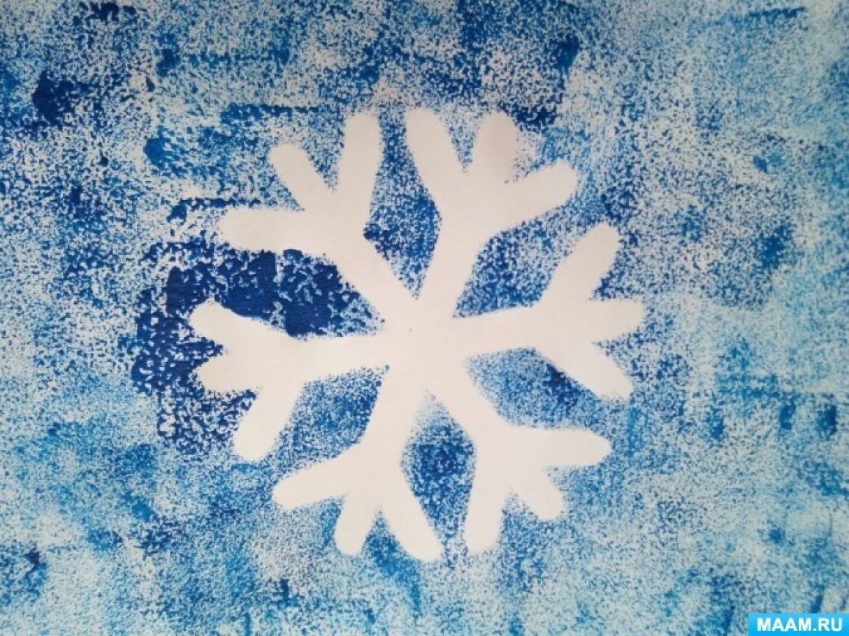 Фотоотчет о занятии по нетрадиционному рисованию «Снежинка» с помощью губки и трафарета