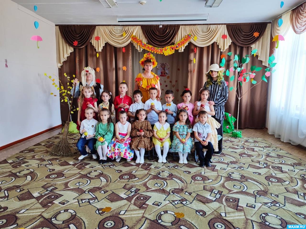 Сценарий мероприятия в детском саду «Праздник Осени»