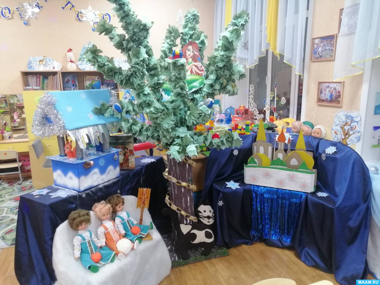 Новогоднее оформление группы по произведению А. С. Пушкина «Сказка о царе Салтане»