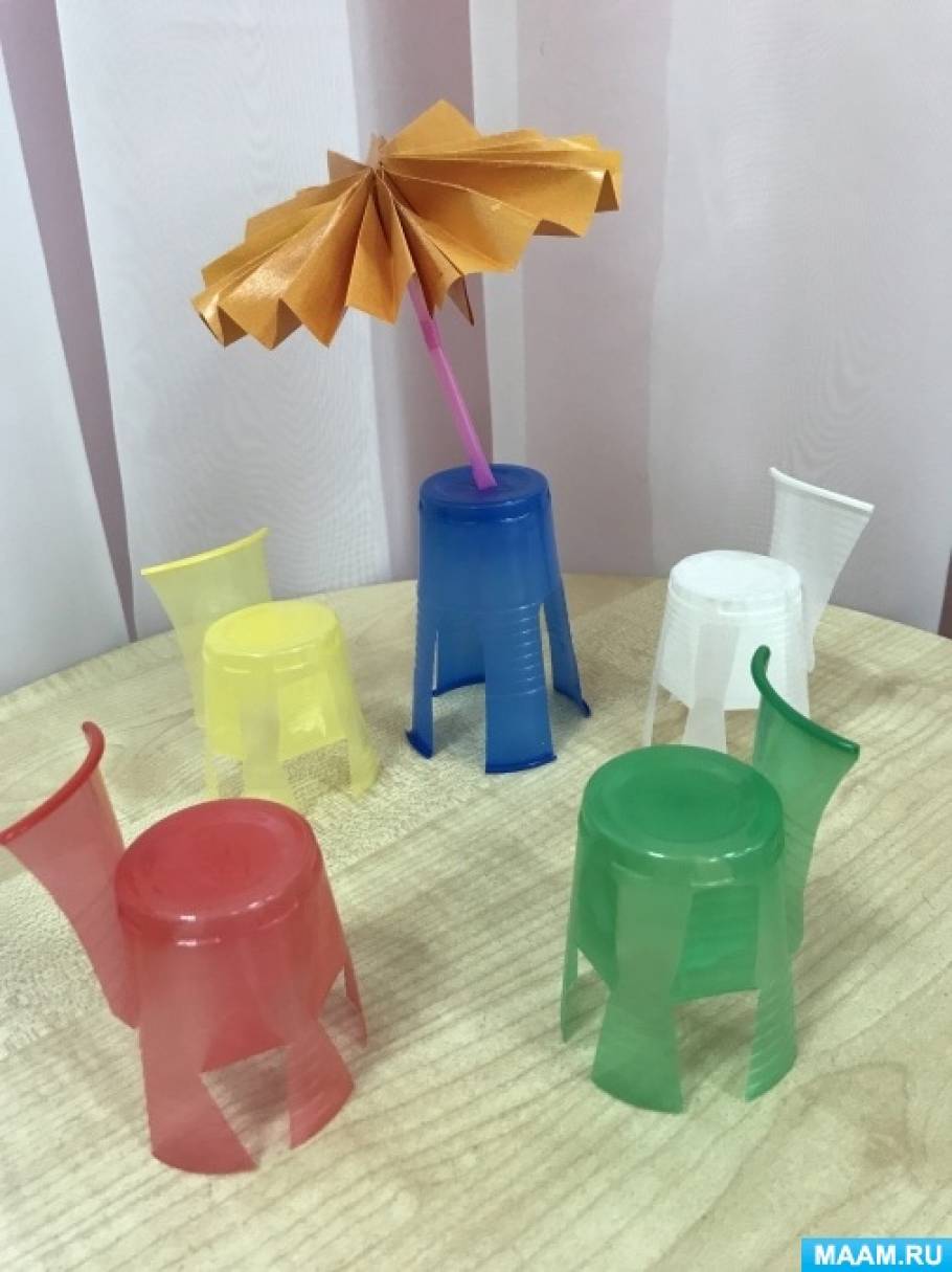 Мастер-класс по изготовлению игрушечной мебели из пластиковых стаканчиков для маленьких кукол