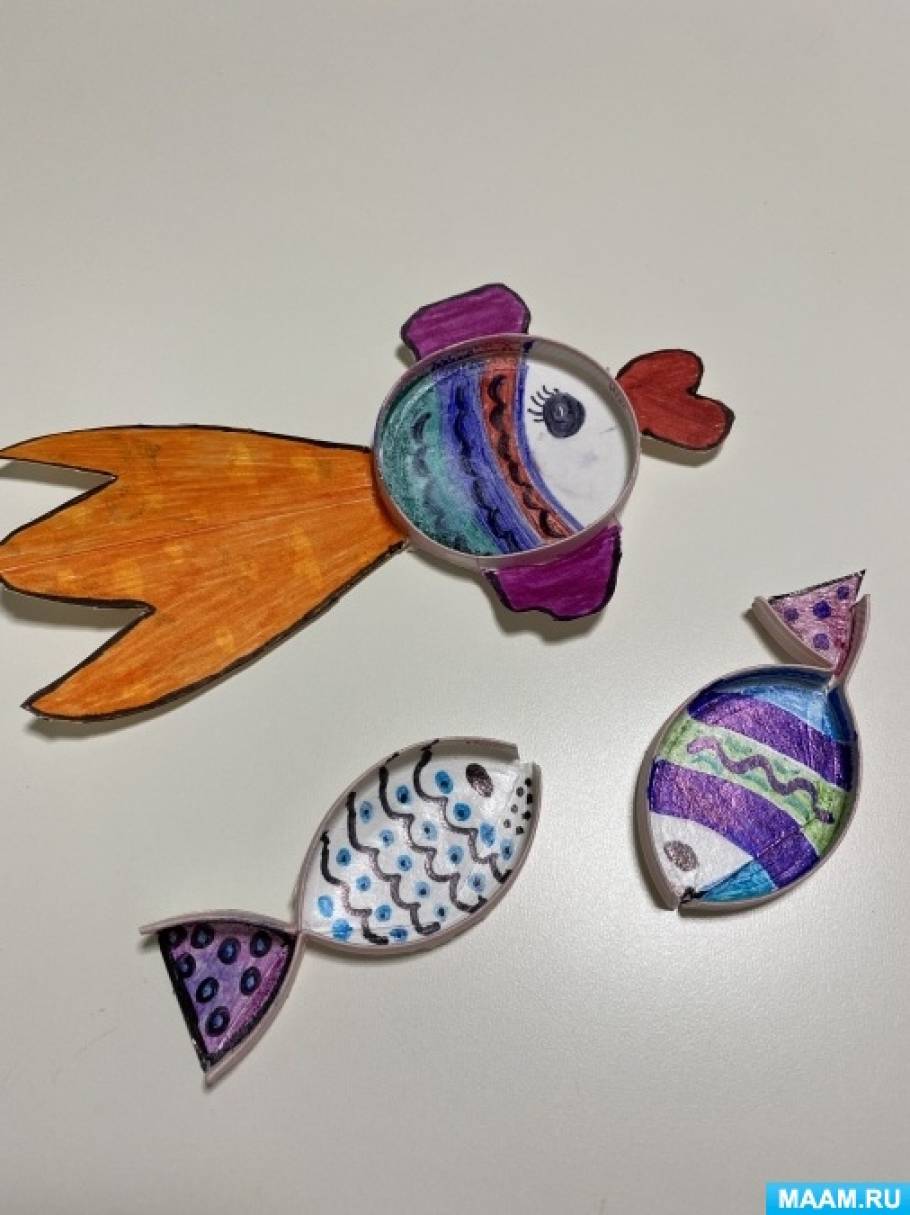 Мастер-класс по изготовлению поделки из бумажных стаканчиков «Разноцветные рыбки»