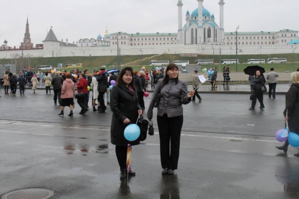 Первомайская сказка (фоторепортаж с митинга) Фото Первомайская сказка (фоторепортаж с митинга)
