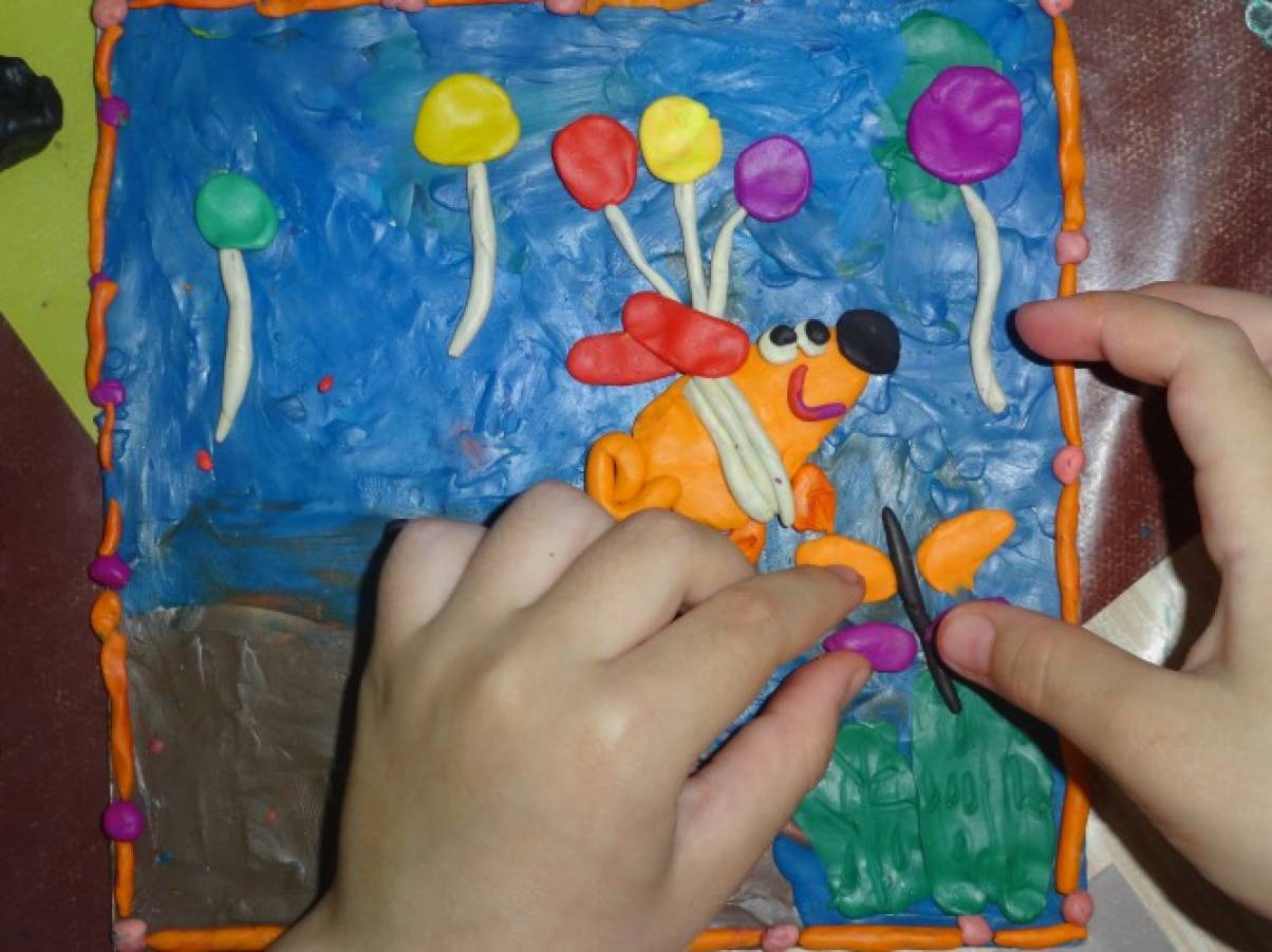 Пластилин палец. Рисование пластилином для детей. Пластилинография в детском саду. Пластилинография для дошкольников. Пластилиновое рисование для дошкольников.