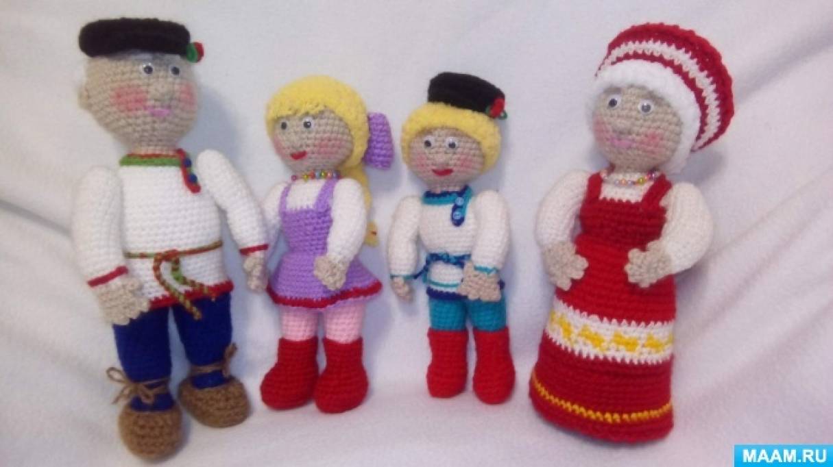 Сборная солянка. Идеи вязания одежды для кукол - Бэйбики