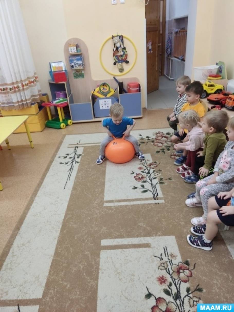 Смотреть фотографию №3 Фото №3 Прохождение по ребристой дорожке колечкам и массажный коврик