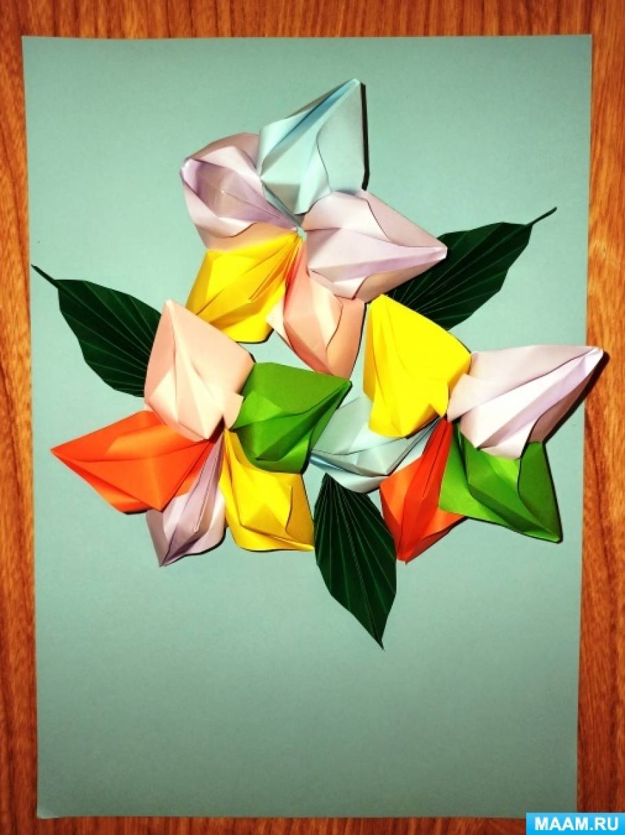 Объёмная аппликация в технике оригами «Цветы». Мастер-класс с пошаговым фото