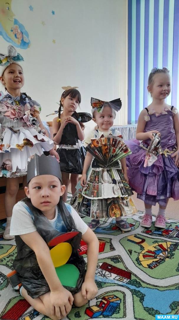 Фотоотчет о проведении конкурса костюмов из бросового материала ...