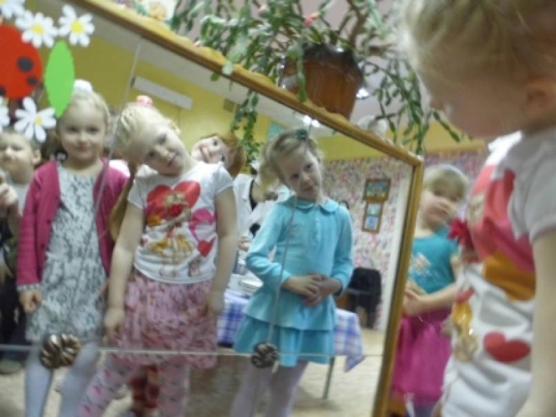 «Я самый-самый…» Образовательное мероприятие для детей старшей группы о праве на сохранение своей индивидуальности Фото «Я самый-самый…» Образовательное мероприятие для детей старшей группы о праве на сохранение своей индивидуальности